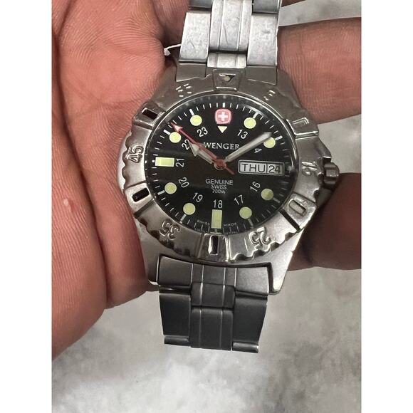 Wenger Swiss Military Watch 200M Diver Day Date Black Dial Stainless Steel - Picture 1 of 7